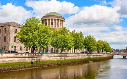 Open-Top-Hop-On-Hop-Off-Sightseeing-Bus in Dublin